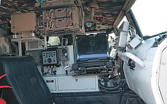 Внутренний объем бронированного корпуса РХМ-ВВ Тигр разделен герметичной перегородкой на два отсека