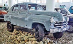 Легковой автомобиль повышенной проходимости ГАЗ М-72 для сельских дорог, характеристики, технические подробности и особенности конструкции