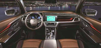 В салоне SsangYong Korando существенно улучшены материалы отделки